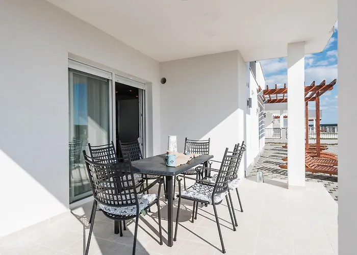 וילה Comfort With Swimming Pool And Terrace *
