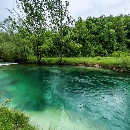Comfort With Swimming Pool And Terrace Βίλα Sukošan